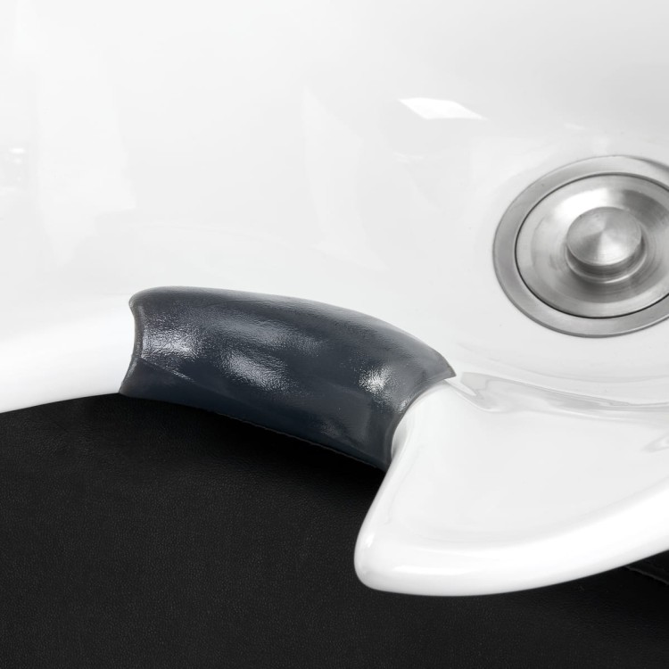 beecd2b5f6016f36d4665f1ea3edf9e3