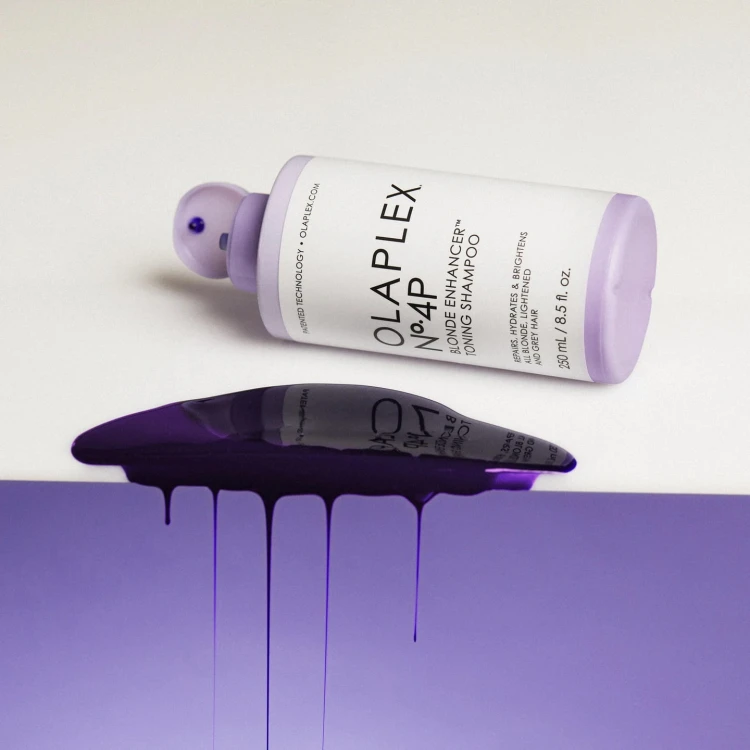 OLAPLEX No. 4P Blonde Enhancer Toning Shampoo - Regenerujący Szampon Tonizujący do Włosów Blond 250ml kolor.jpg
