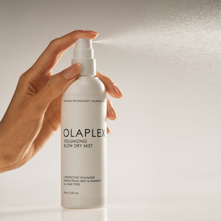 OLAPLEX Volumizing Blow Dry Mist - Mgiełka do Stylizacji Zwiększająca Objętość Włosów 150ml stylizuje.jpg
