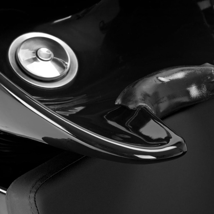 13bcee19768bba406a2d3d8ce785aa42