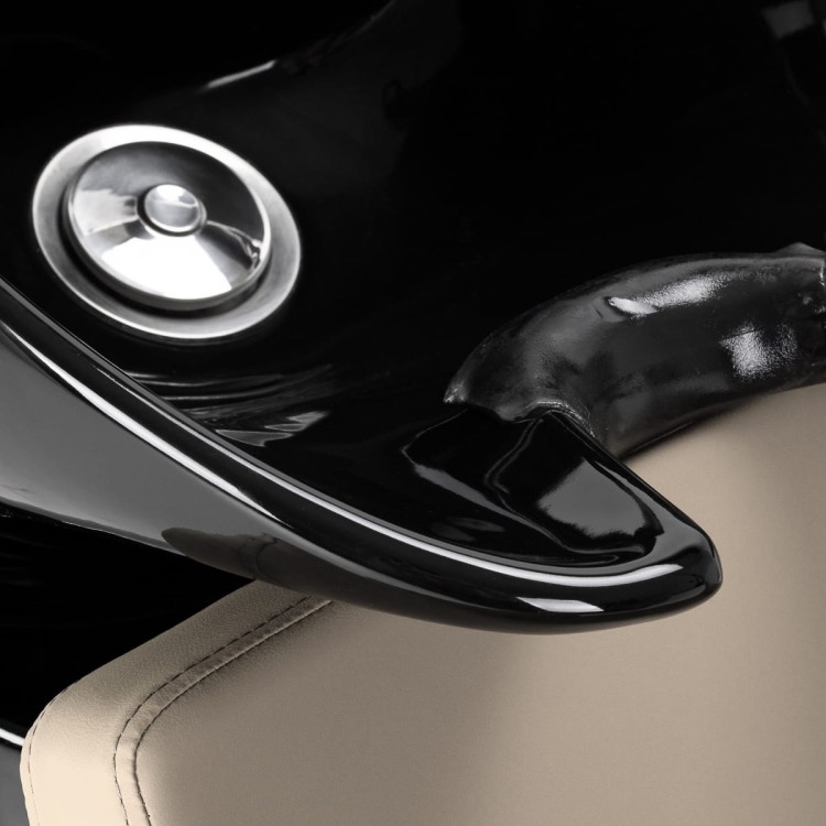 8af1aee88fc959bac36f051db924a04d