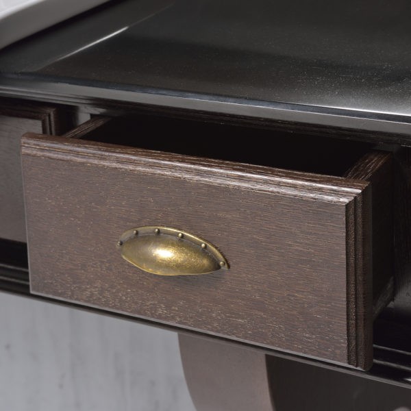 Konsoleta Panda Barber Empire 2d.jpg